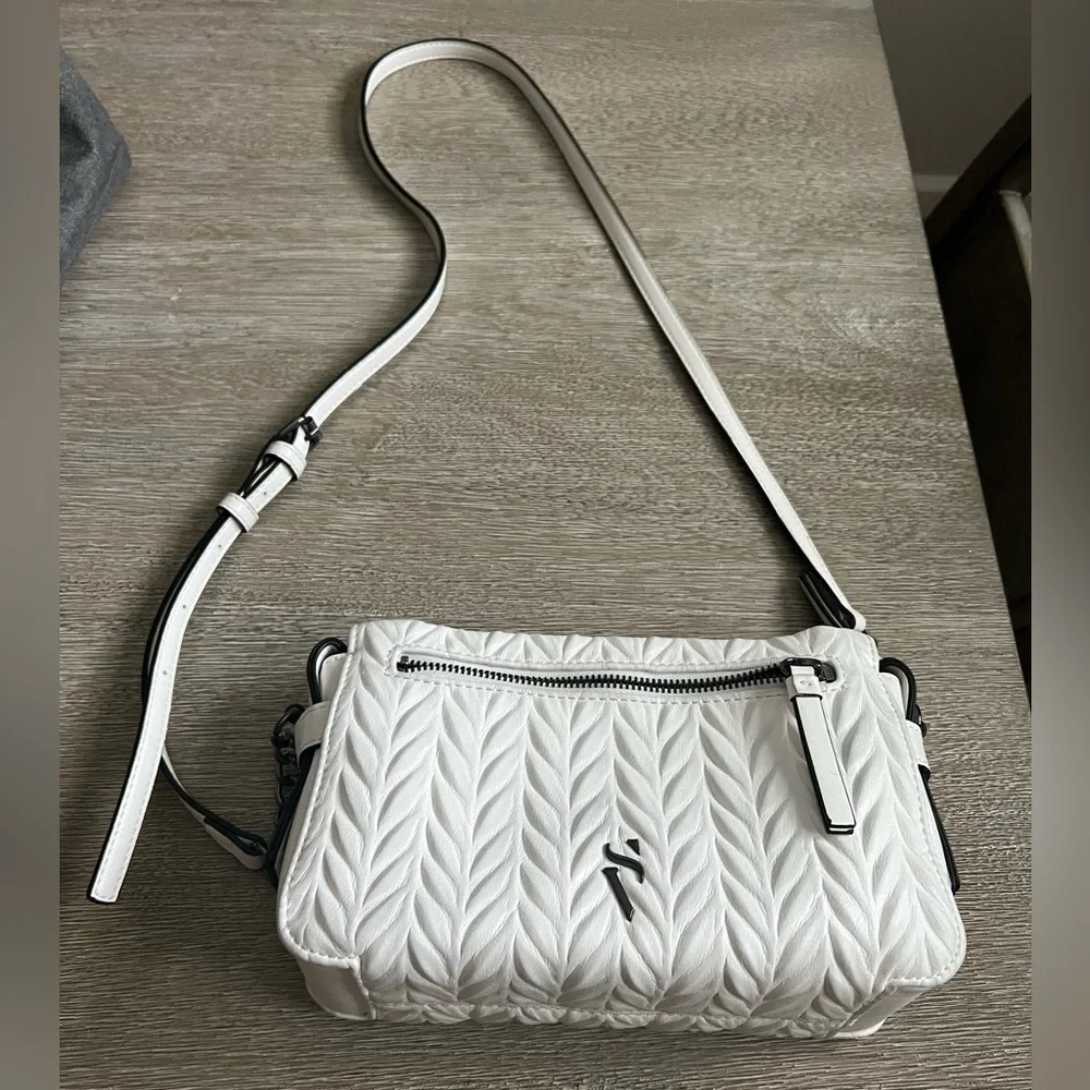 Simply Vera crossbody bag